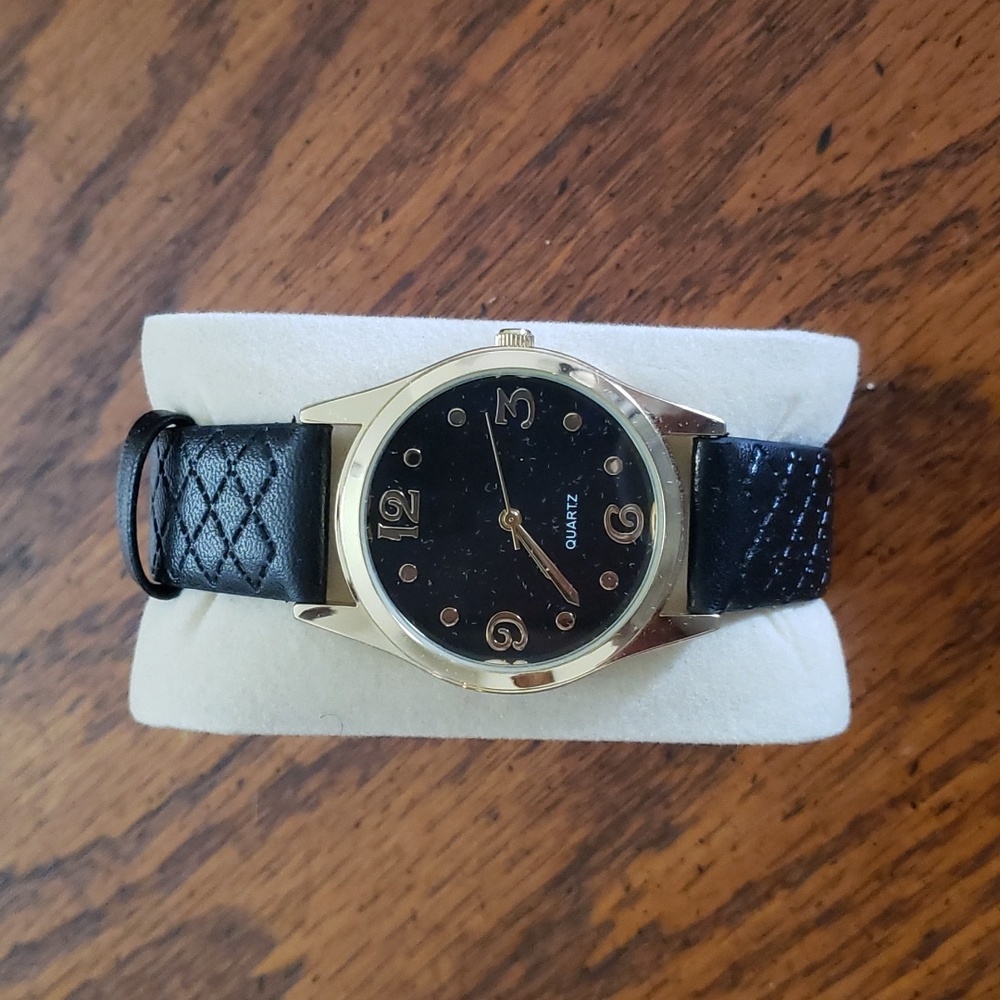 Avon Quartz Watch